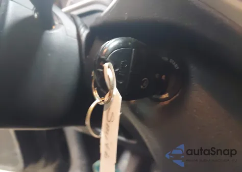 2016 Jeep Cherokee Latitude z USA, uszkodzony, nr VIN 1C4PJMCS5GW242743